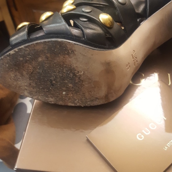 Authentic Gucci heel Sandals with gold studs - Picture 2 of 6